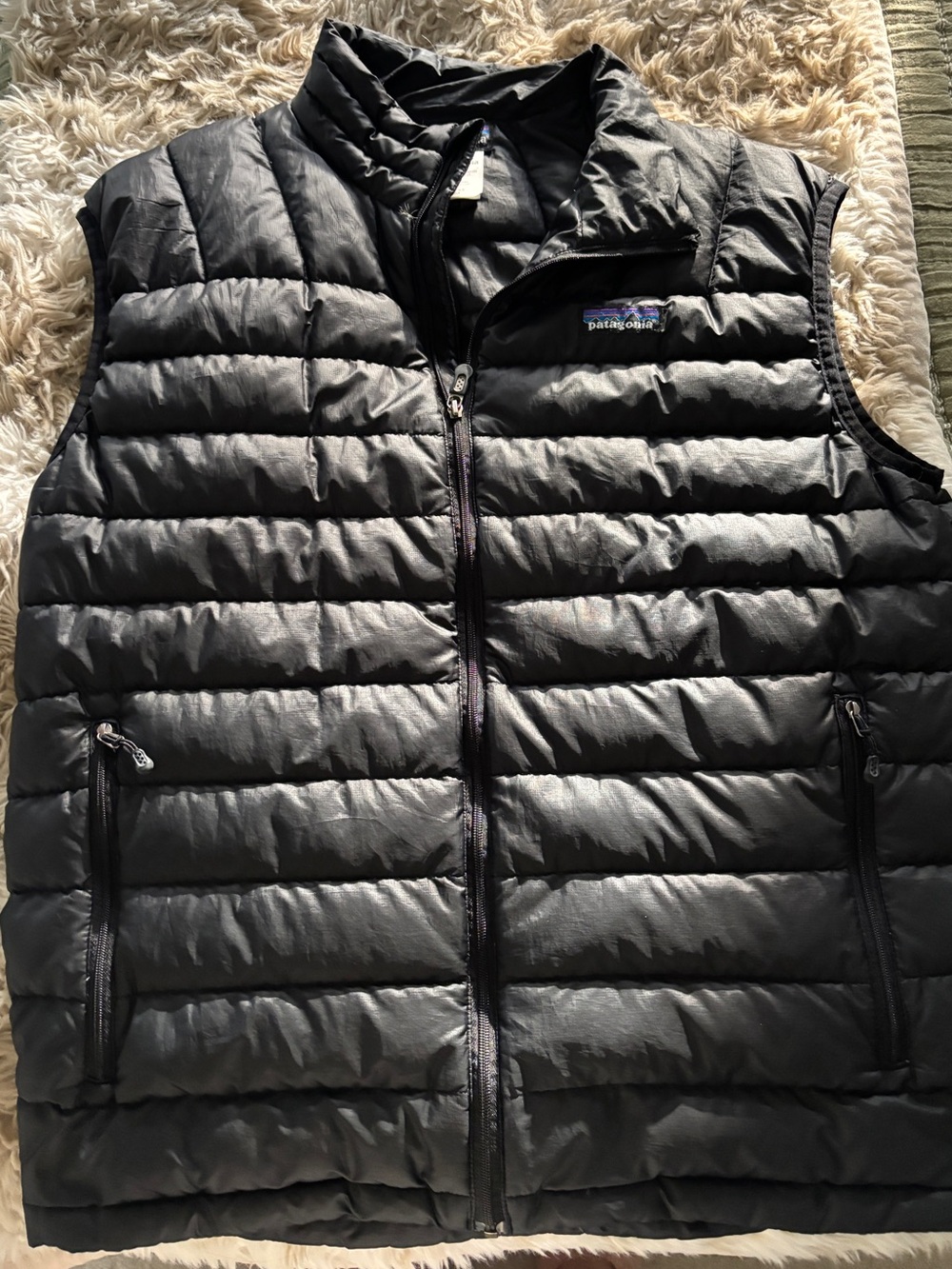 Patagonia Black Quilted Down vest with Logo